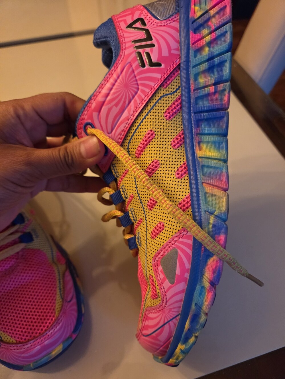 FILA tennis Shoes - Picture 7 of 10